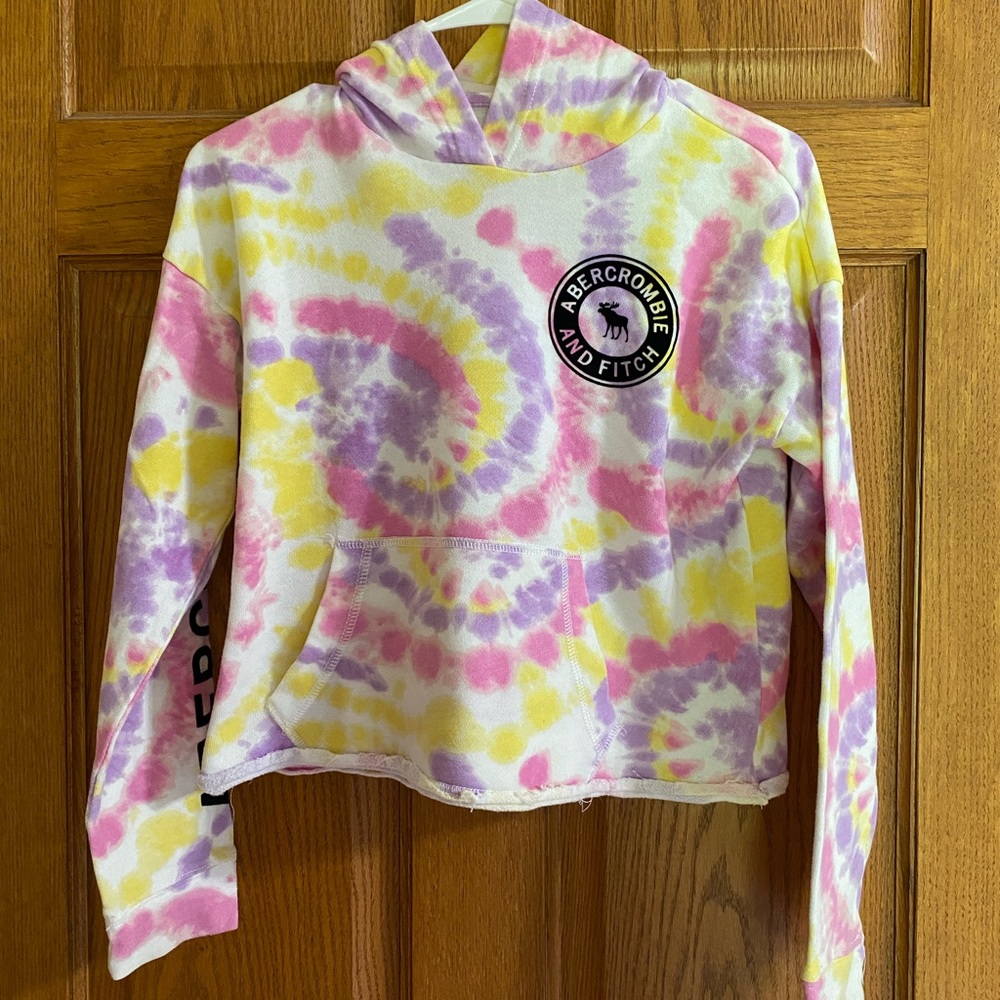 Brand new Abercrombie tie dye cropped sweatshirt
